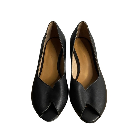 Yuko Imanishi - Picture 2 of 6